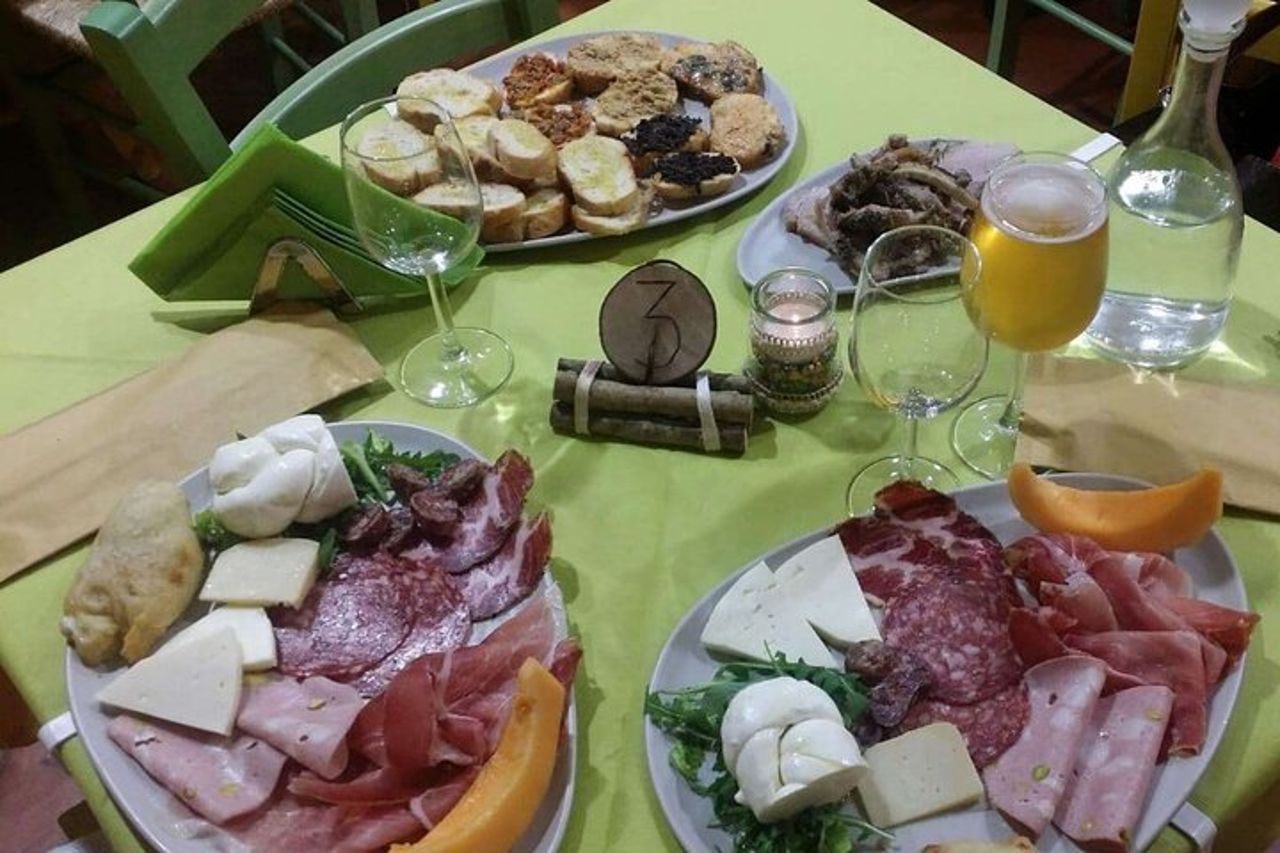 Tour privato di mezza giornata della Tolfa e dei laboratori della pelle — 3