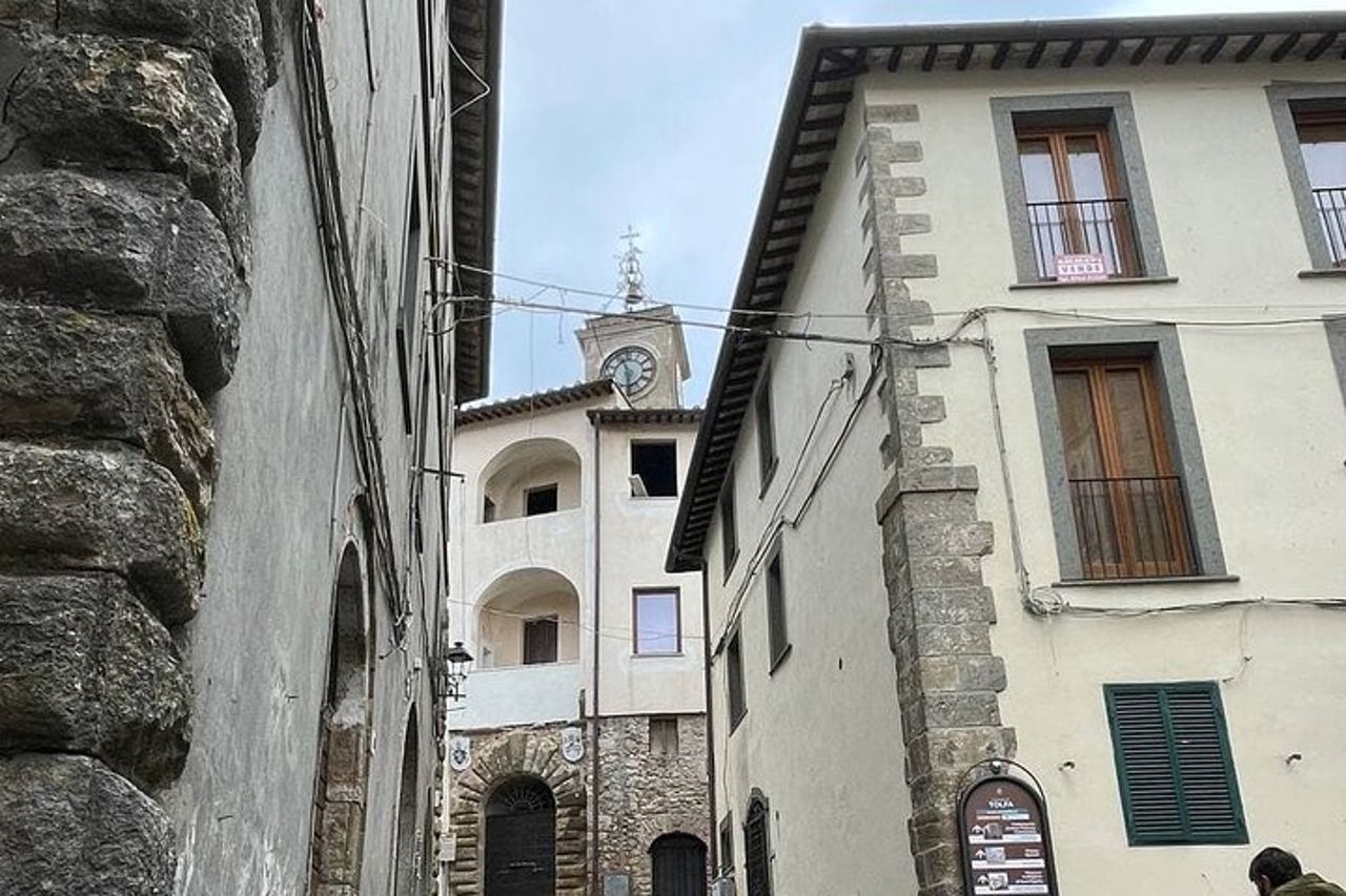 Tour privato di mezza giornata della Tolfa e dei laboratori della pelle — 9