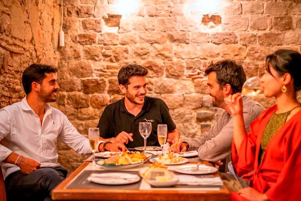 Tour privato : Tapas, spettacolo di vino e flamenco nel centro storico di Barcellona — 5