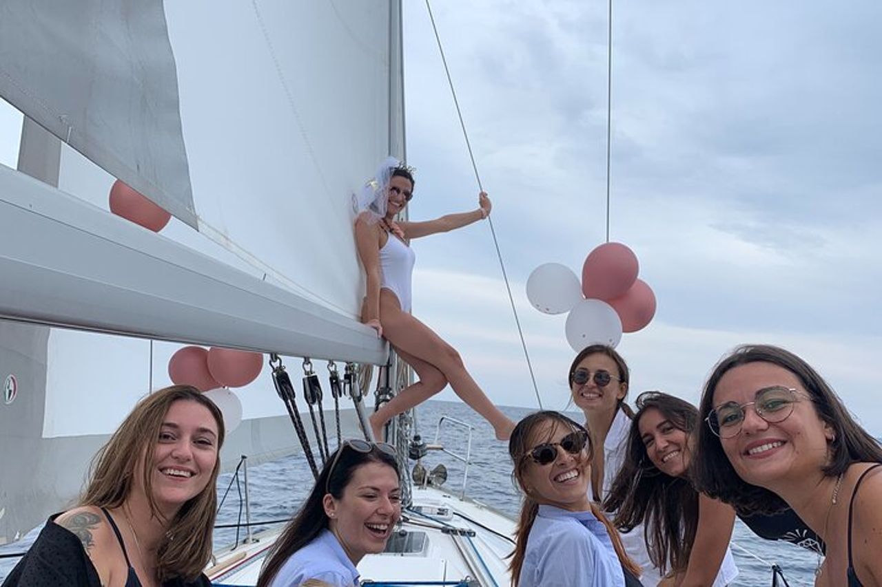 Bari crociera in barca a vela alla ricerca dei delfini — 4