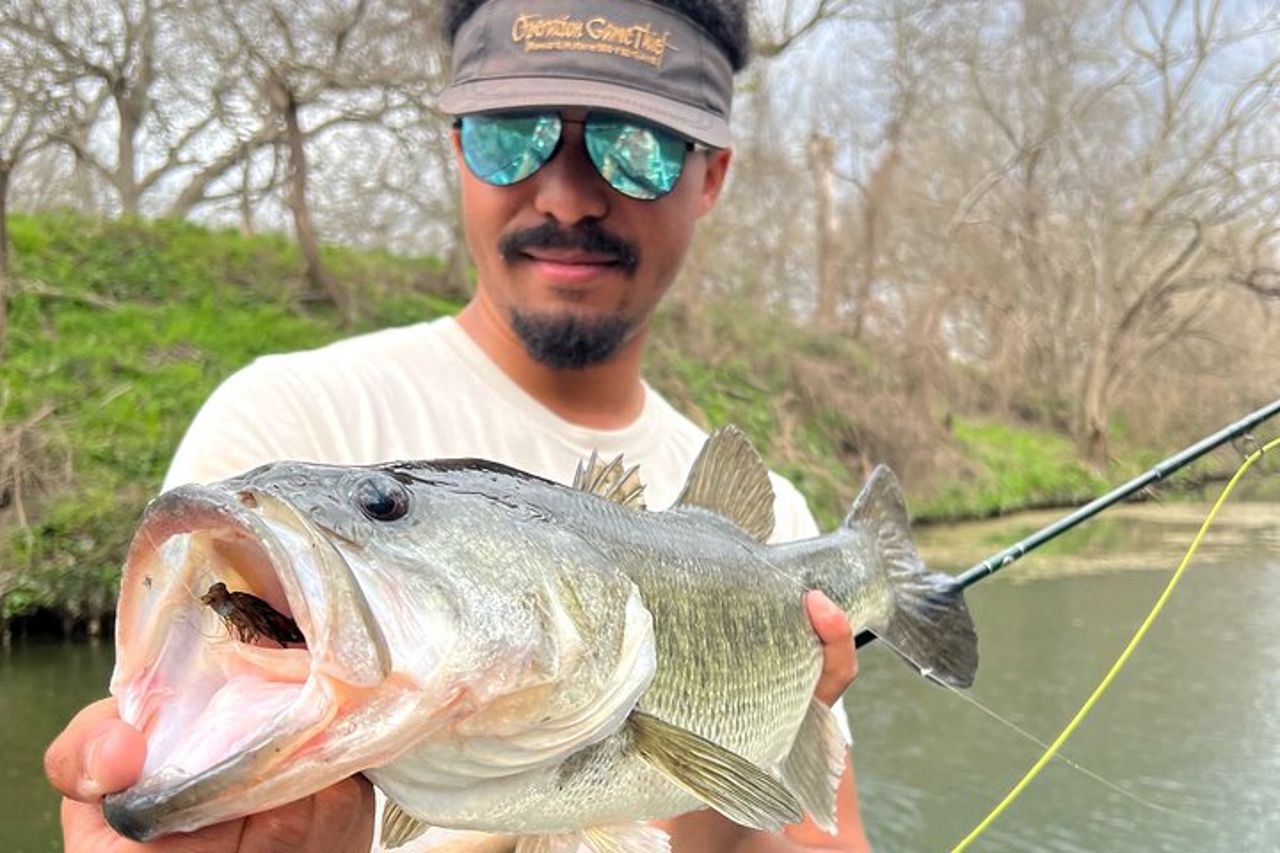 Tour guidato di pesca di un'intera giornata a Canyon Lake — 3