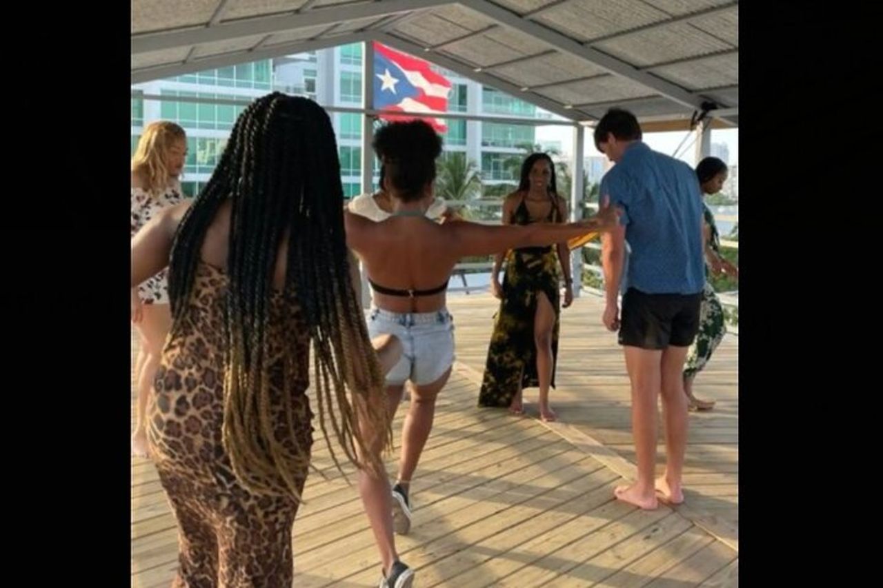 Impara la salsa a San Juan - Vivida lezione per principianti