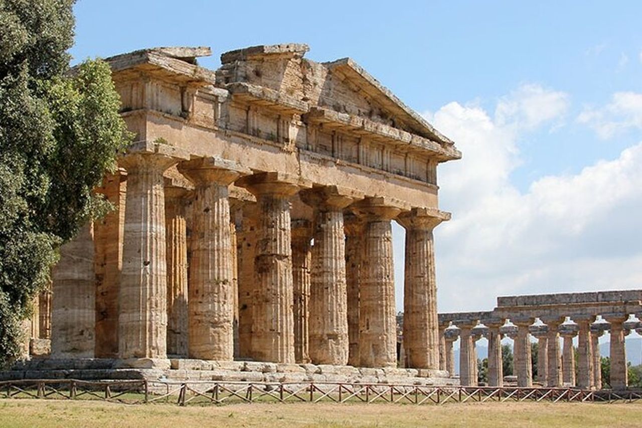 Tour guidato privato dei templi e dei musei di Paestum con guida locale