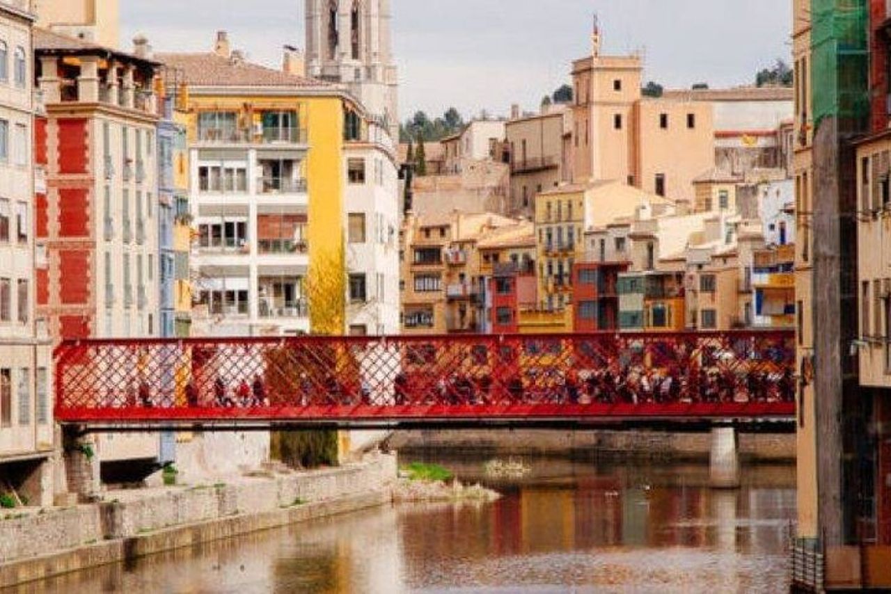 Escursione a terra a Palamos: Museo Dali di Figueres e tour privato di Girona — 3