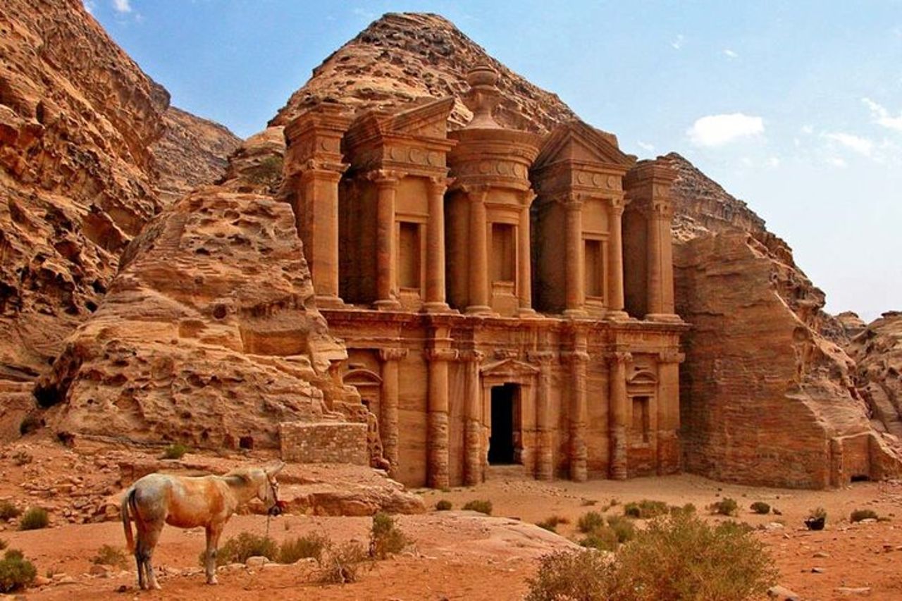 Tour privato di un giorno di Petra Sightseeing dal porto di Aqaba