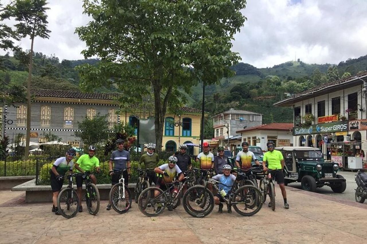 Eje Cafetero: 3 giorni di tour in bicicletta delle montagne del caffè — 2