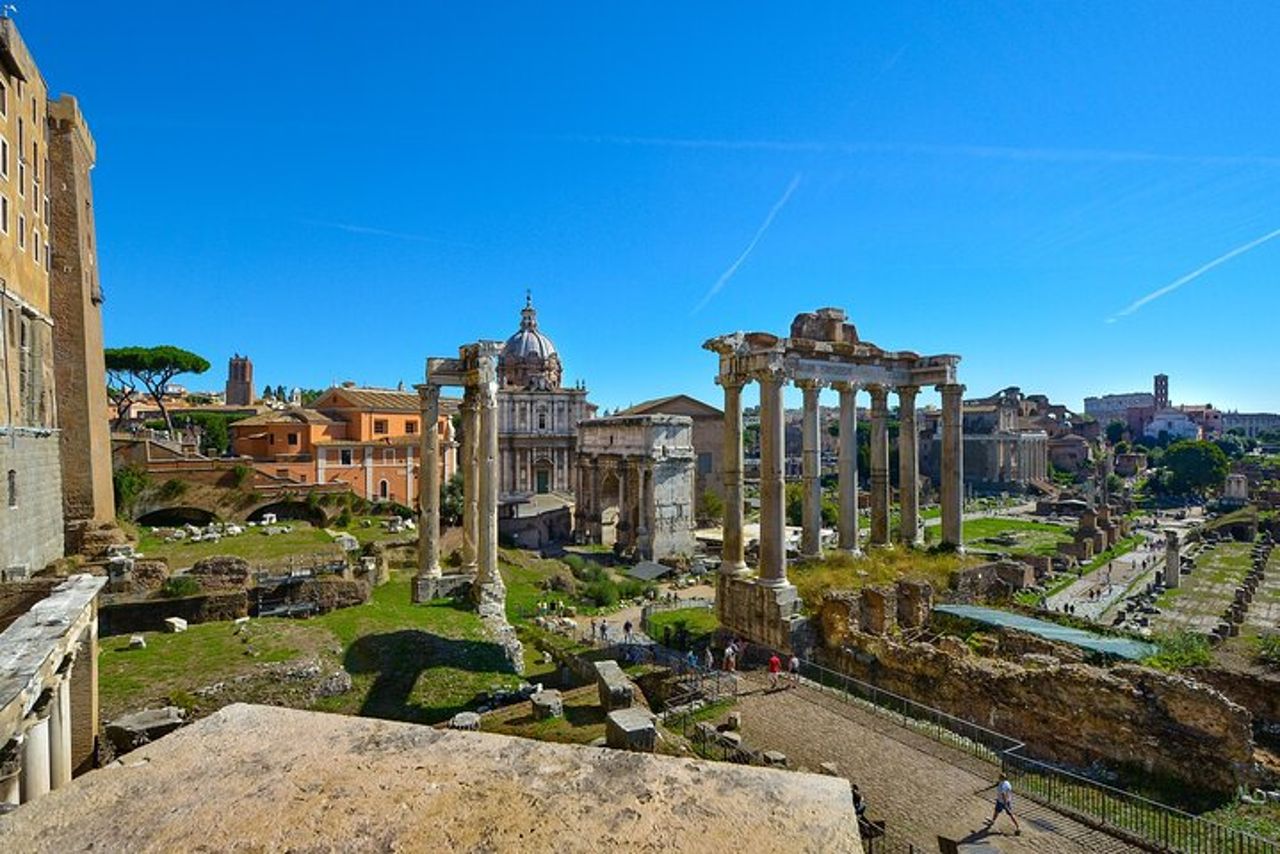 ROME: Private Colosseum with arena Floor Tour — 6