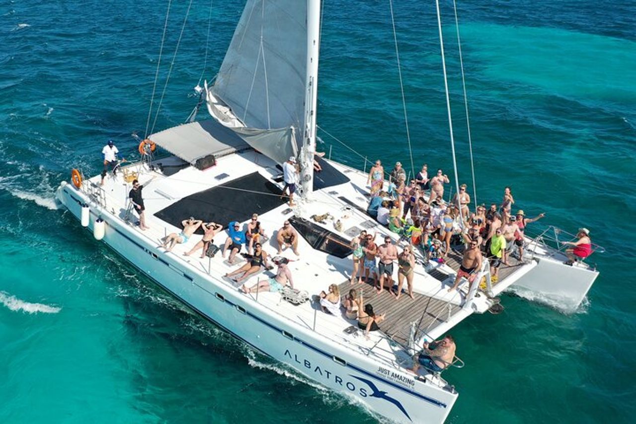 Isla Mujeres Plus di Albatros Catamarani