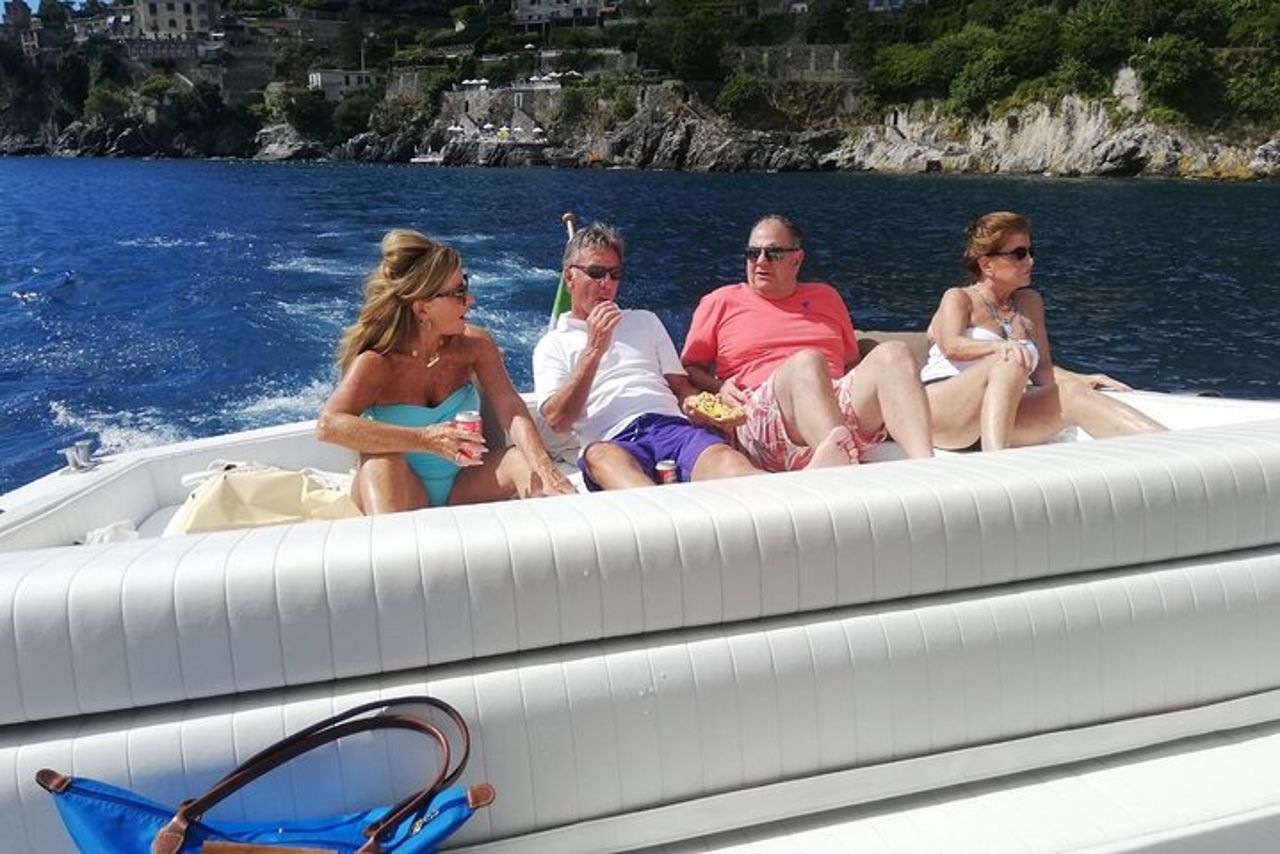 Tour in Barca in tutta la Costiera Amalfitana Amalfi e Positano — 7