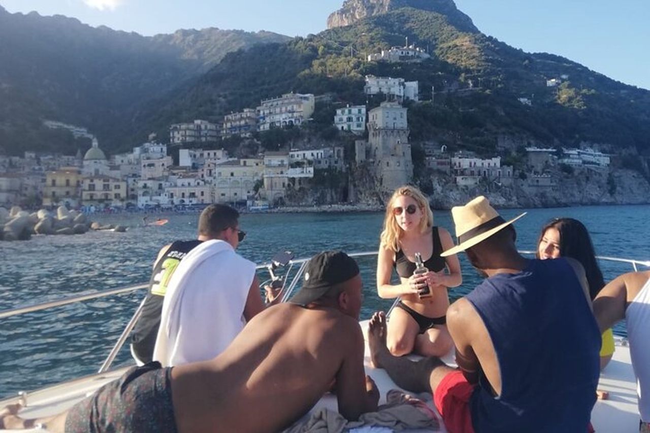 Tour in Barca in tutta la Costiera Amalfitana Amalfi e Positano — 9