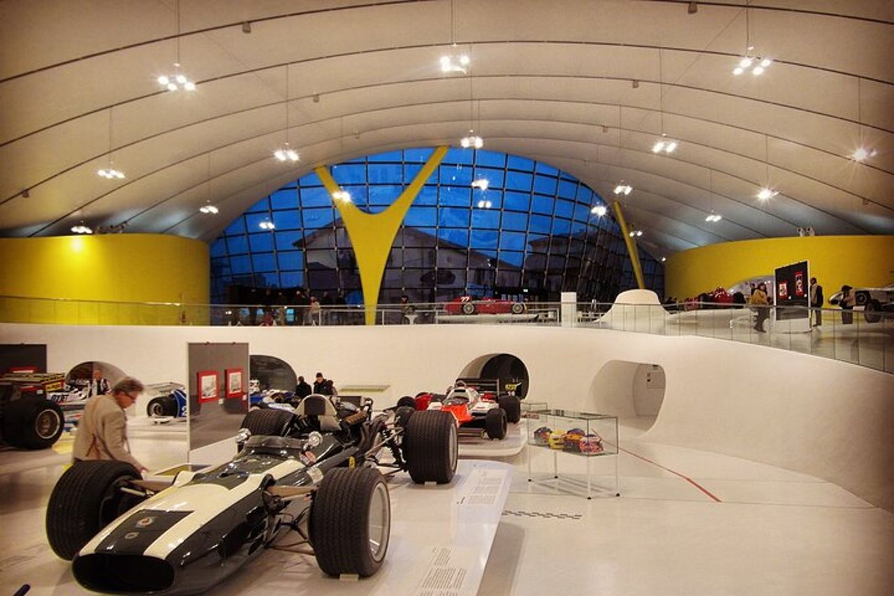 Modena: Biglietto d'ingresso al Museo Enzo Ferrari — 8