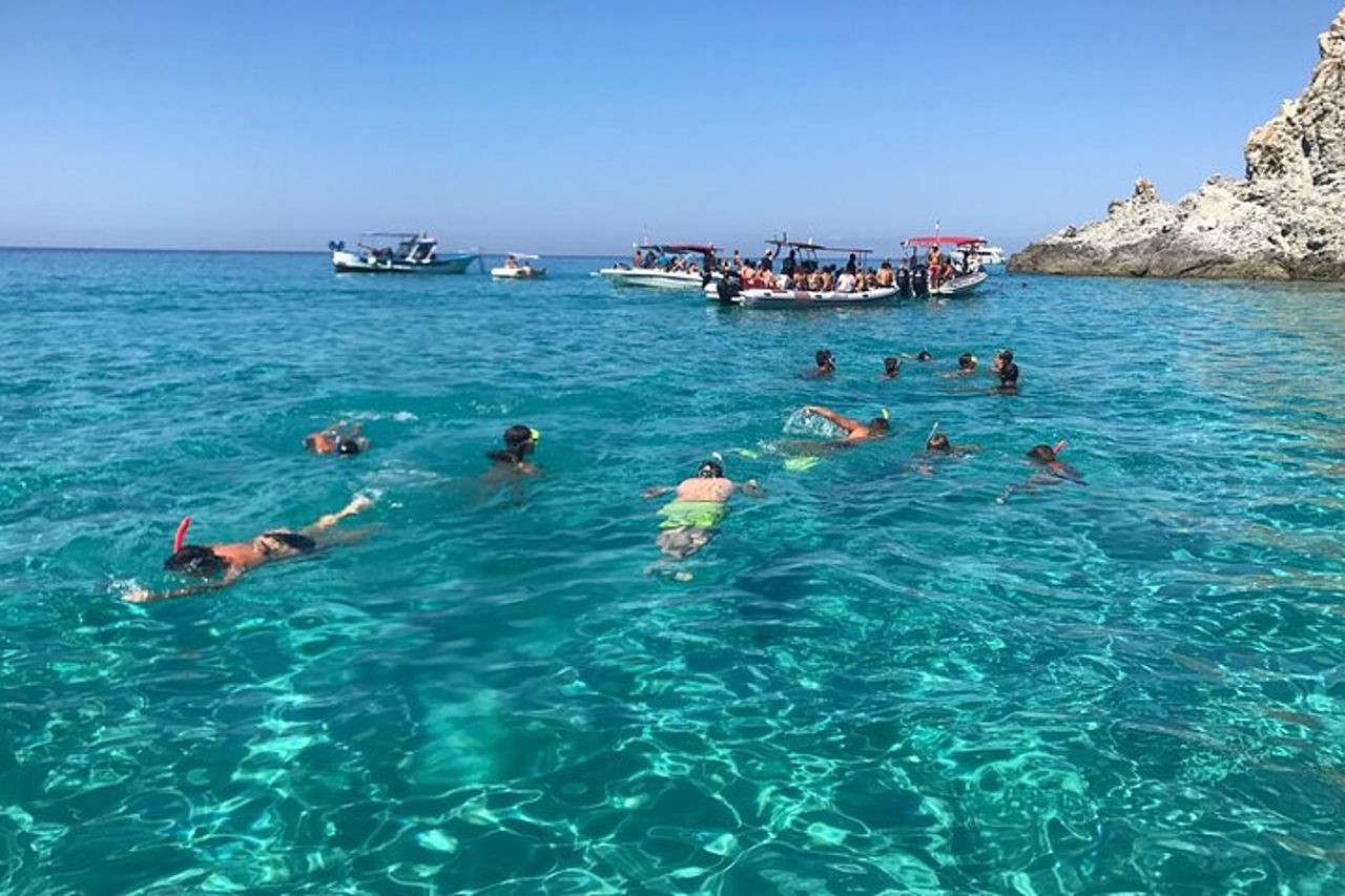 tour privato in barca con skipper da Tropea a Capo Vaticano — 3