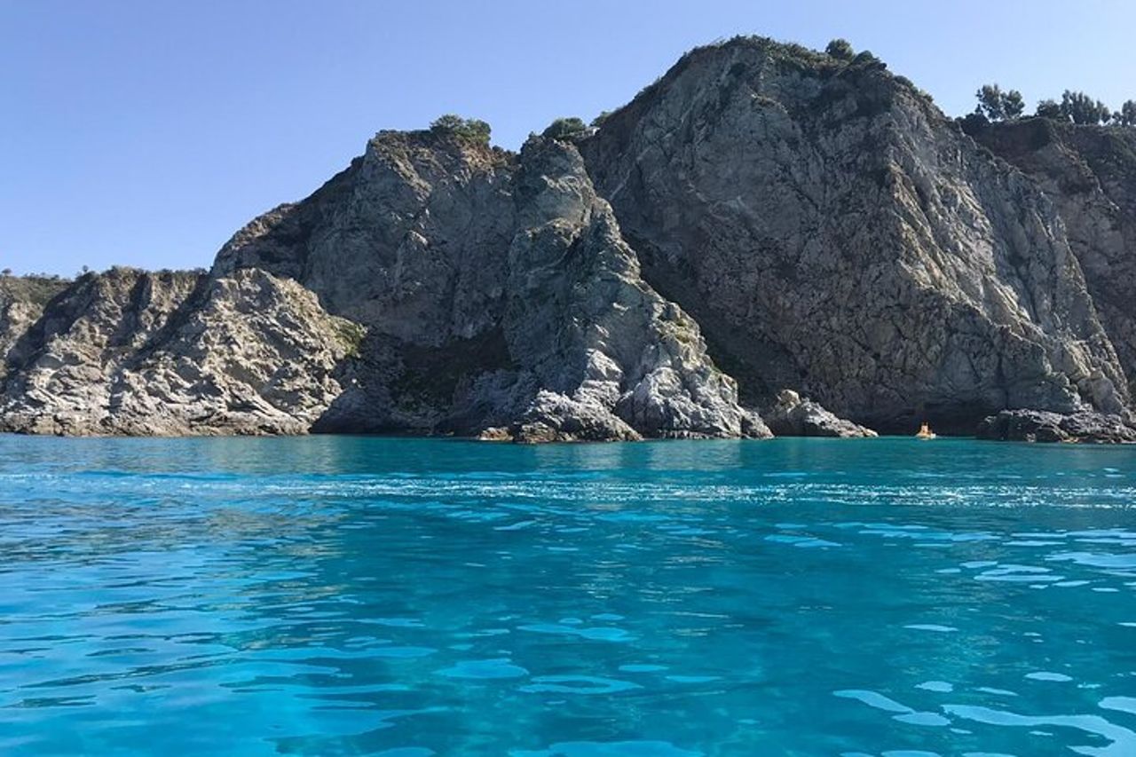 tour privato in barca con skipper da Tropea a Capo Vaticano — 6