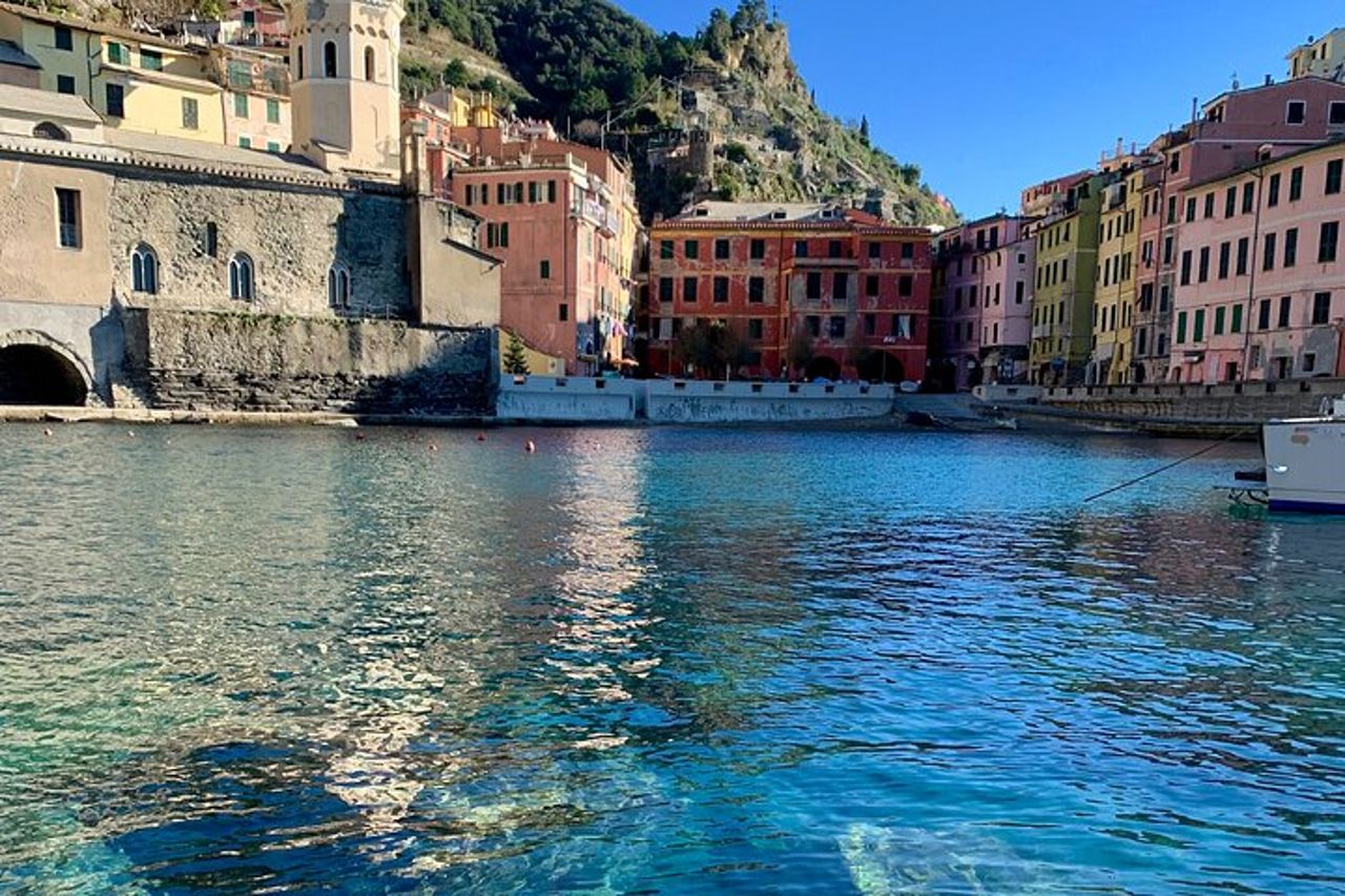 Tour Privata in Barca di 3 Ore alle Cinque Terre — 9