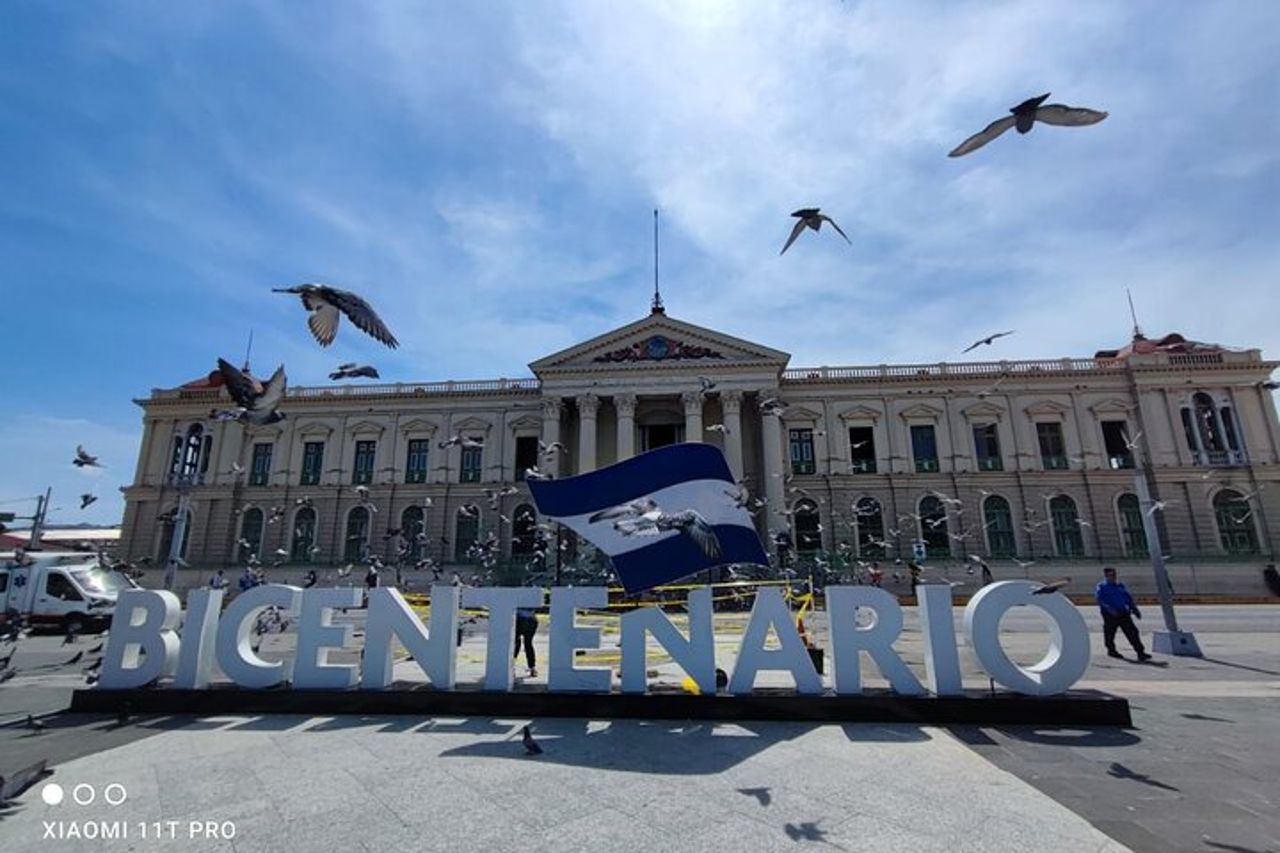 Tour guidato a piedi di mezza giornata di San Salvador — 6