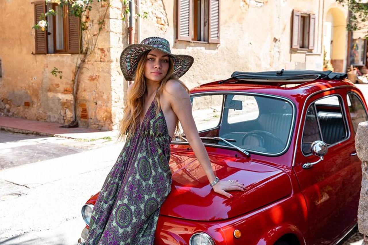 2-Ore Tour Privato con Servizio Fotografico in 500 a Bolgheri — 4