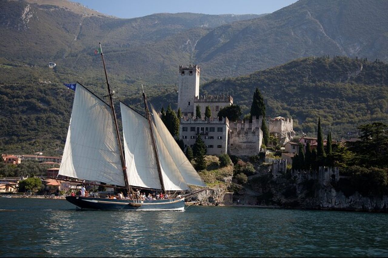Malcesine: Panoramic Cruise