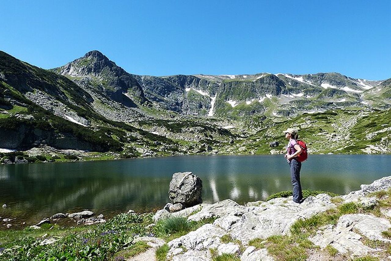 Tour di un'intera giornata nelle montagne Rila, escursione ai Sette laghi e alle sorgenti termali da Sofia — 3