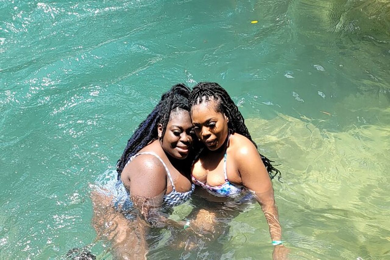 Blue Hole & Tour in Tubing sul Fiume da Falmouth & Runaway Bay Giamaica — 7