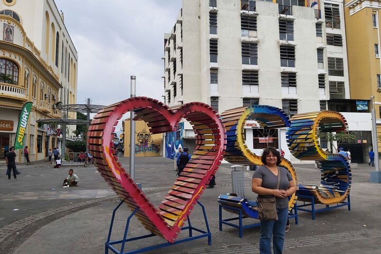 Tour guidato a piedi di mezza giornata di San Salvador — 7