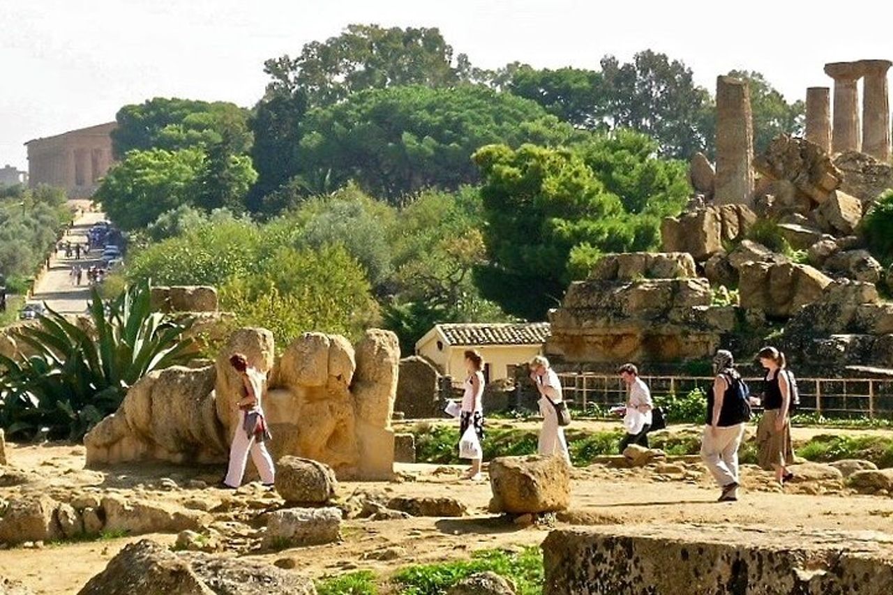 Tour Privato AGRIGENTO e CANTINA con Guida Autista — 6