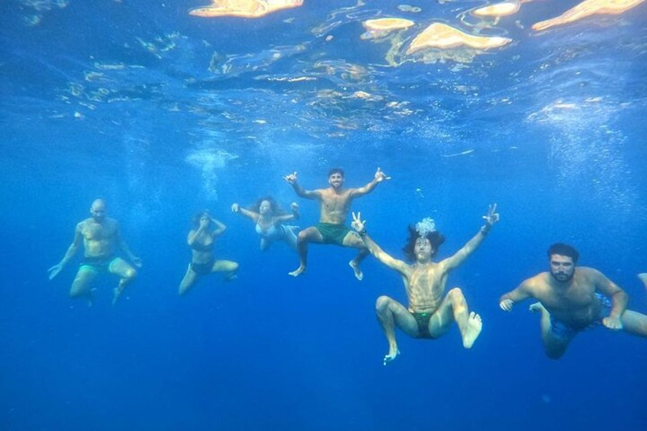 Tour Rilassante in Barca con Aperitivo a Cinque Terre — 4