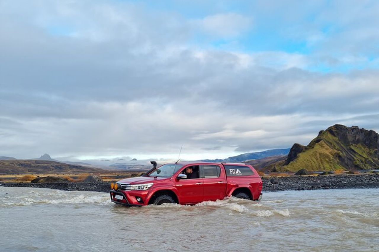 Tour privato ai ghiacciai e alle cascate di þórsmörk — 6