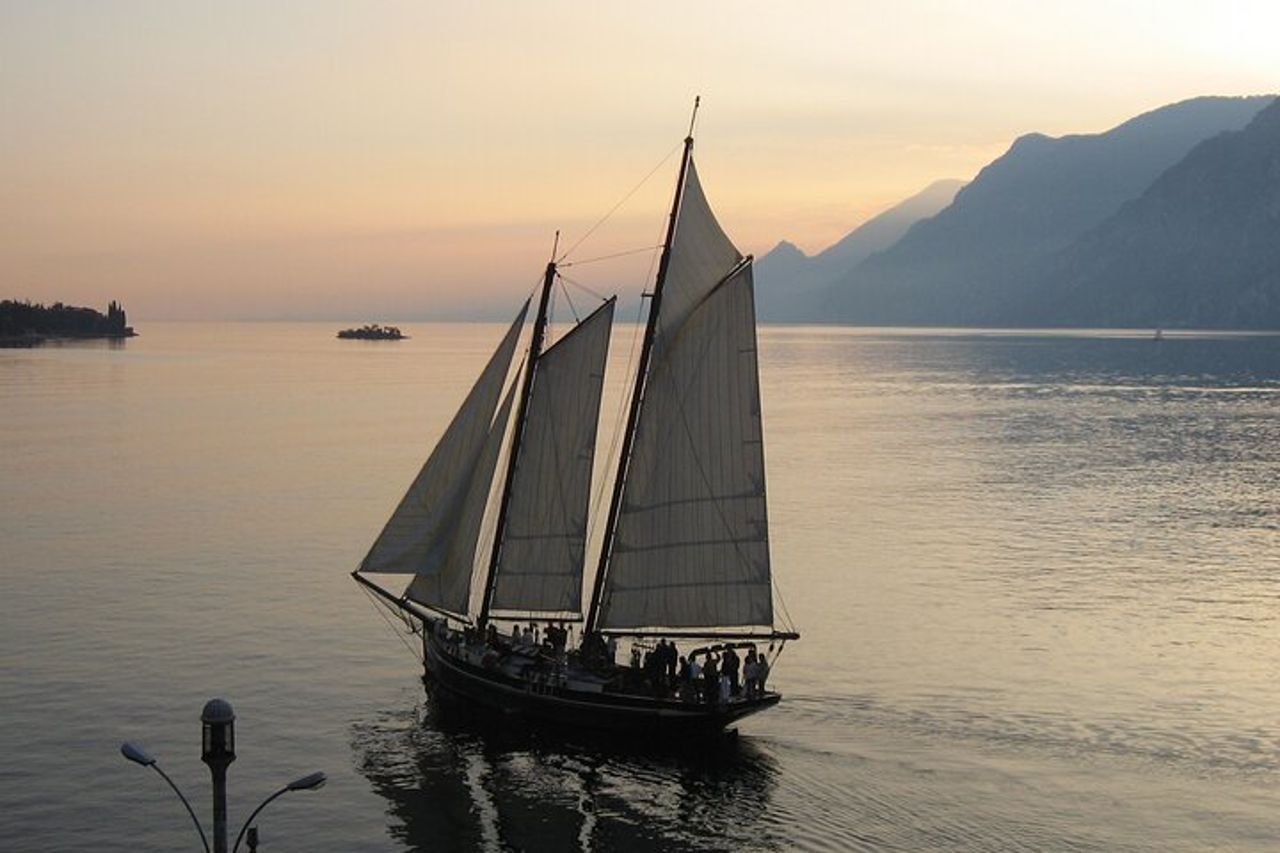 Malcesine: Sunset Romantic Cruise — 4