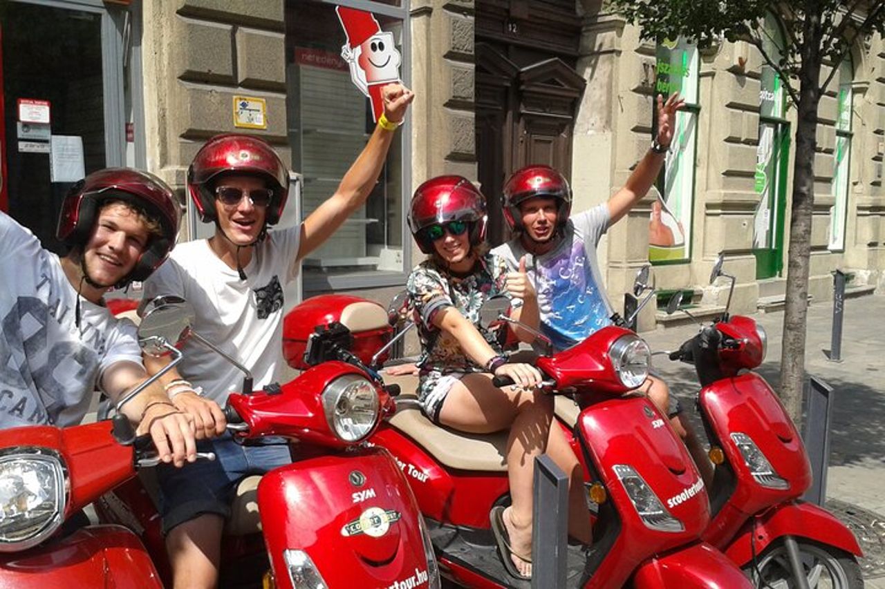 Budapest Grand Vespa Tour — 2
