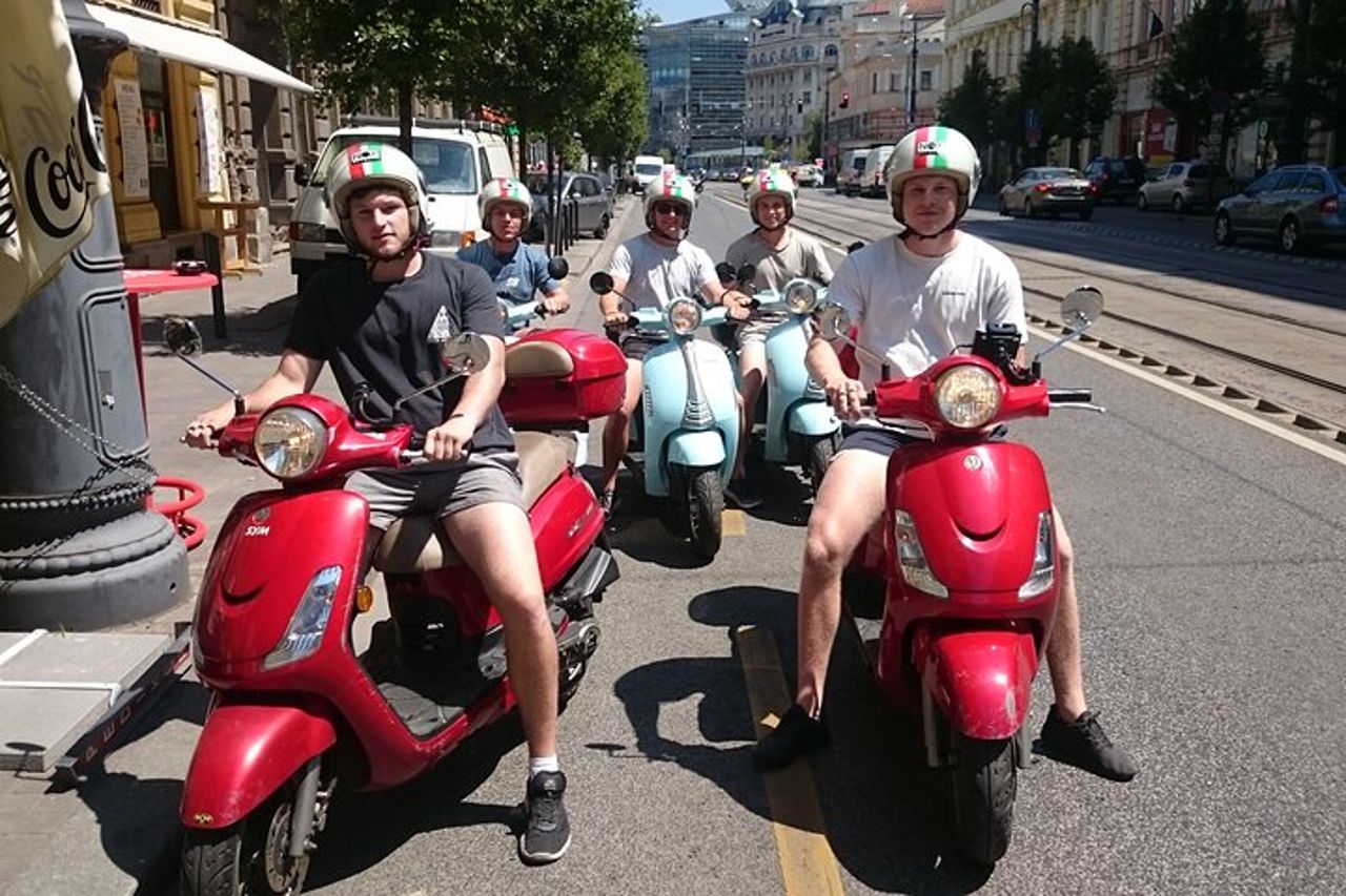 Budapest Grand Vespa Tour — 7
