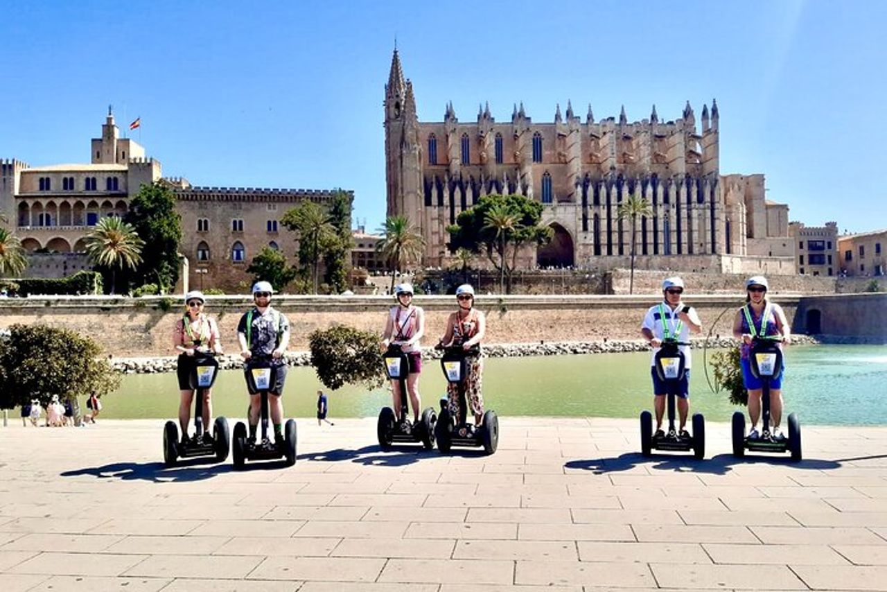 Tour in segway di mezza giornata di Palma e Portixol — 8
