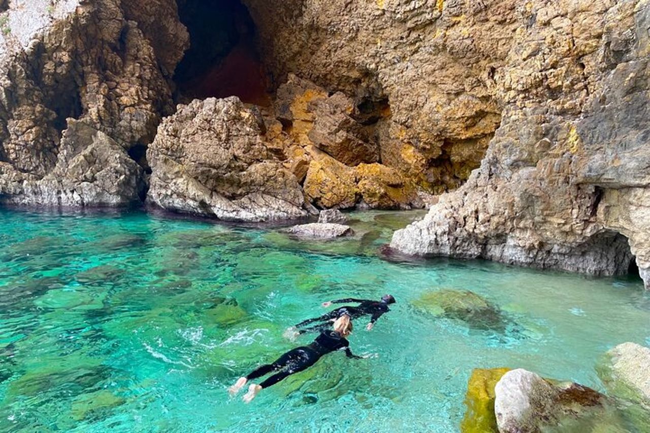 Paradiso del kayak: tour di snorkeling, grotta e salto dalla scogliera a Cala Portixol — 9
