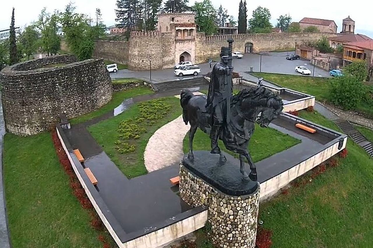 Tour guidato di 8 giorni All About Georgia Tbilisi con alloggio — 5