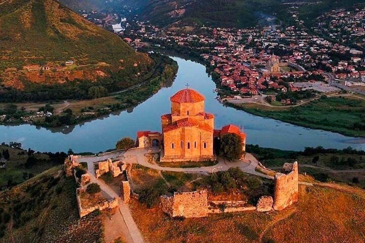 Tour guidato di 8 giorni All About Georgia Tbilisi con alloggio — 6