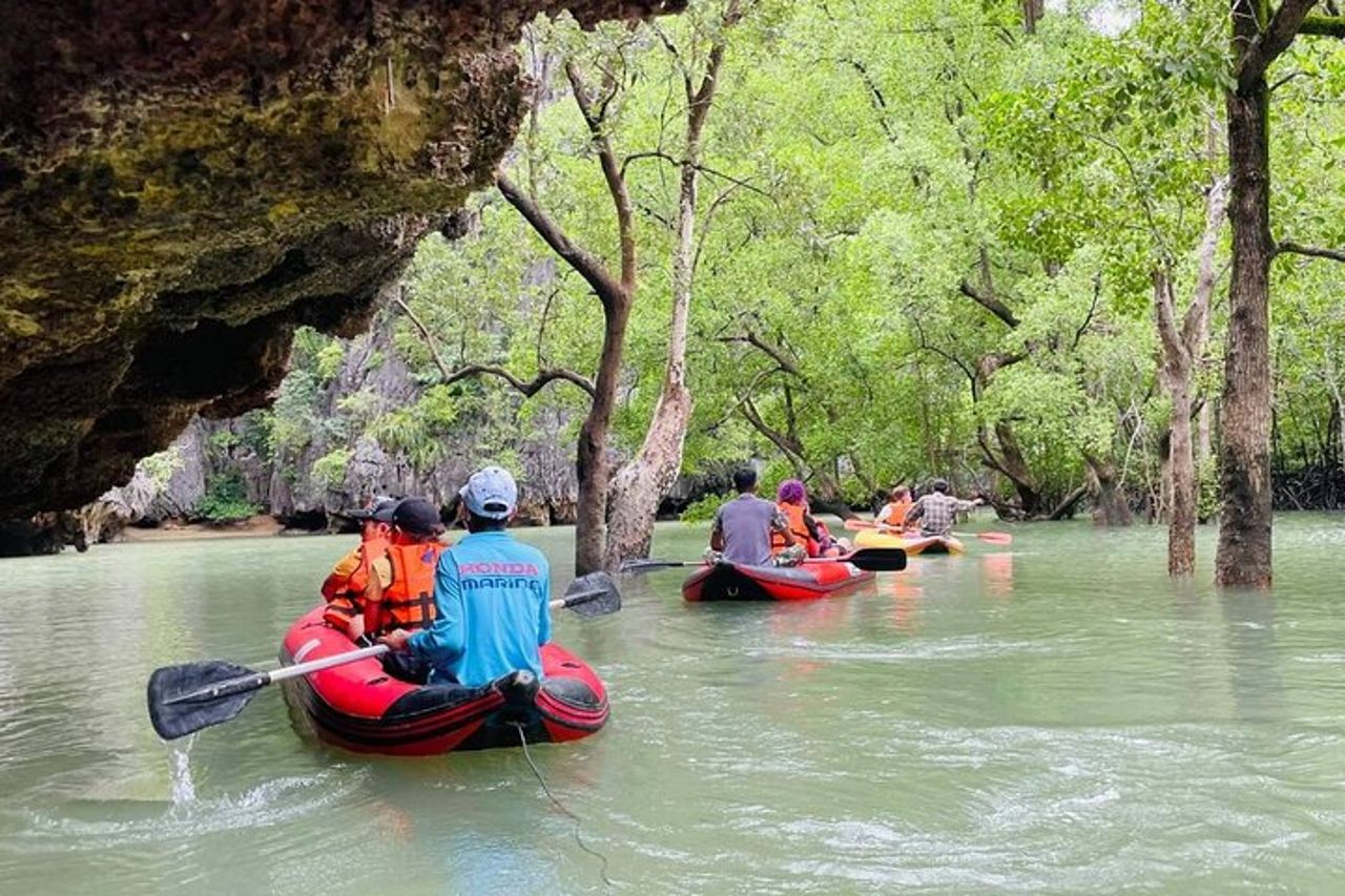 James Bond Island Canoeing 7 Point 5 Island In motoscafo da Phuket — 6