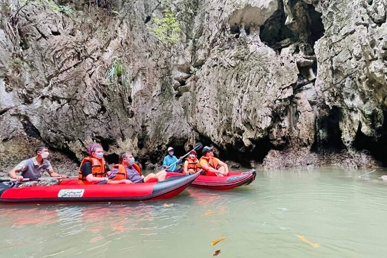 James Bond Island Canoeing 7 Point 5 Island In motoscafo da Phuket — 8