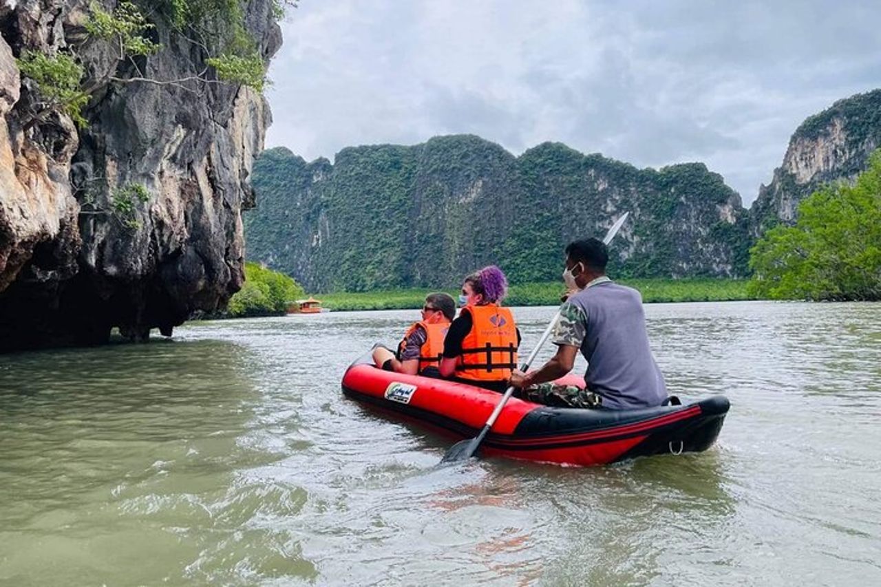 James Bond Island Canoeing 7 Point 5 Island In motoscafo da Phuket — 9