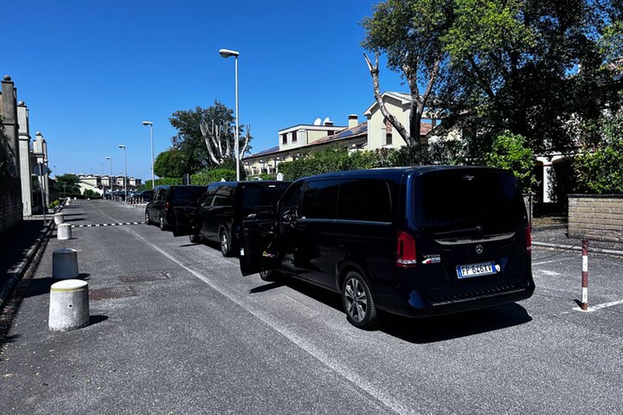 Servizio navetta condiviso dal porto di Civitavecchia a Roma o all'aeroporto di Fiumicino — 2