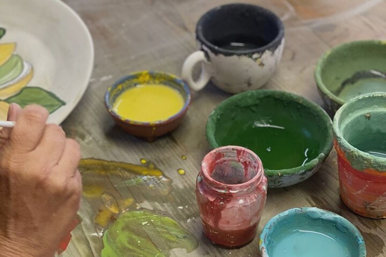 Aegina Ceramics Class: impara la magia di quest'arte, lasciati ispirare e crea! — 4