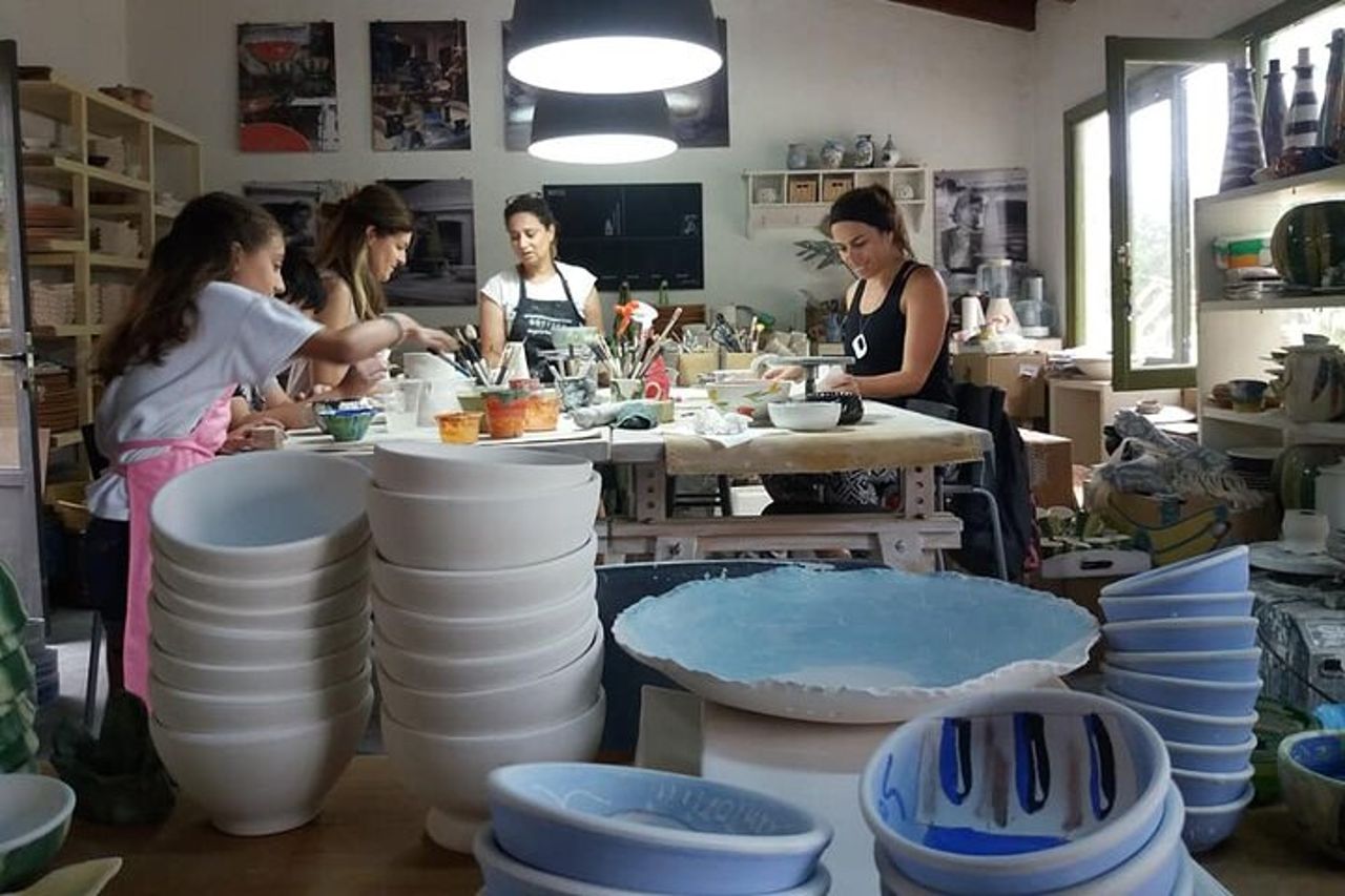 Aegina Ceramics Class: impara la magia di quest'arte, lasciati ispirare e crea! — 5
