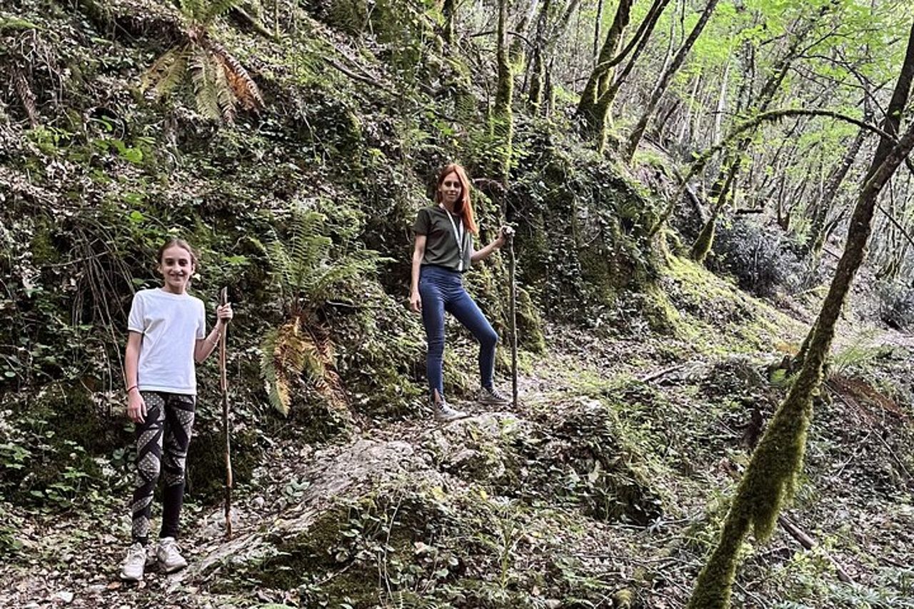 Tour Privato Guidato alle Cascate nel Bosco al Borgo Incantato — 4