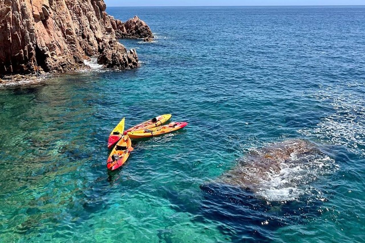 Costa Brava : Kayak, Snorkeling, Foto, Pranzo, Spiaggia e Salto sulla scogliera! — 9