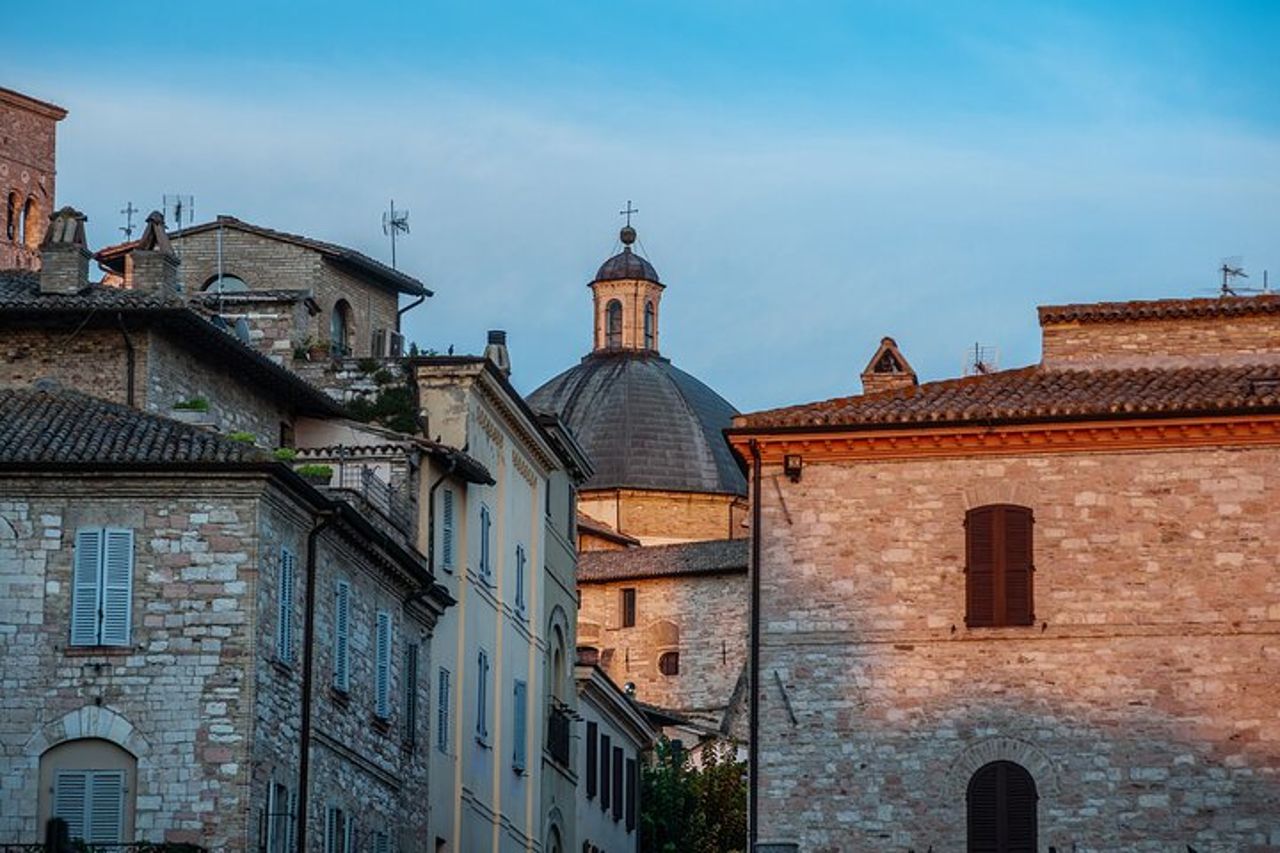 Tour privato a piedi della Basilica di San Francesco di Assisi e della città — 9