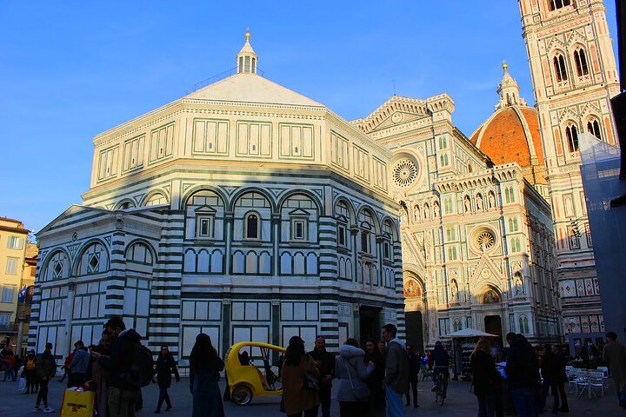 Florence: City Center, Accademia and Uffizi Gallery Tour — 3
