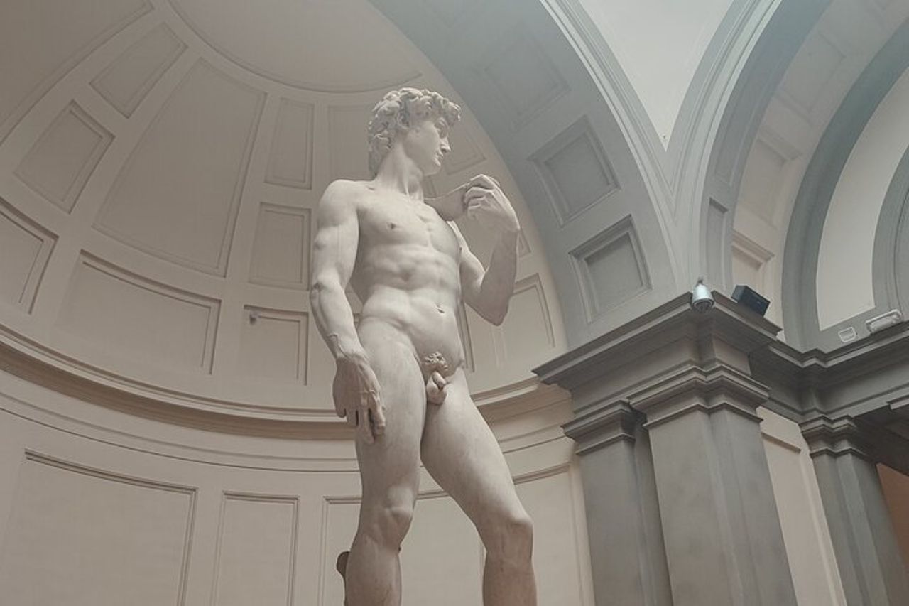 Florence: City Center, Accademia and Uffizi Gallery Tour — 6
