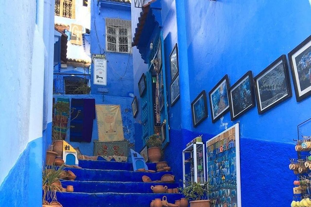Tour di un'intera giornata alla città blu di Chefchaouen in piccoli gruppi — 3
