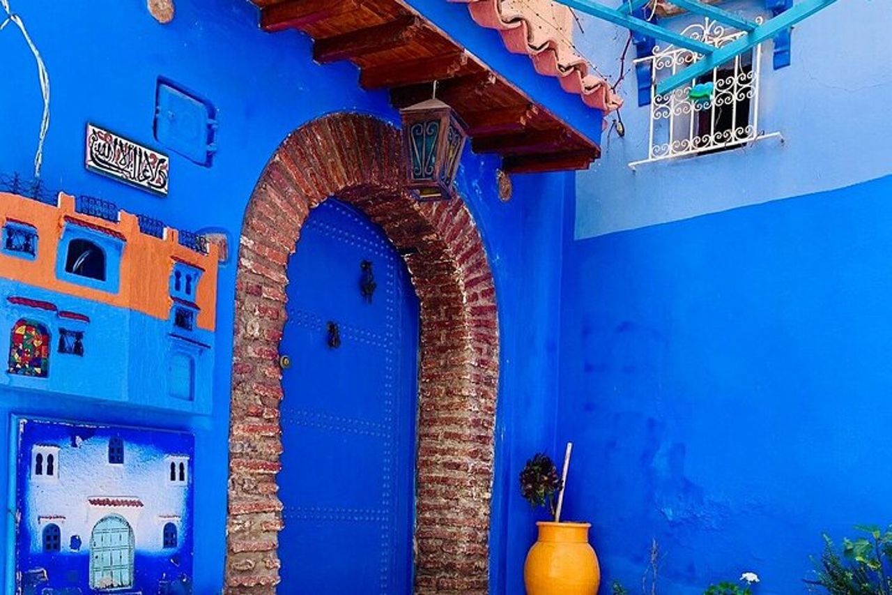 Tour di un'intera giornata alla città blu di Chefchaouen in piccoli gruppi — 8