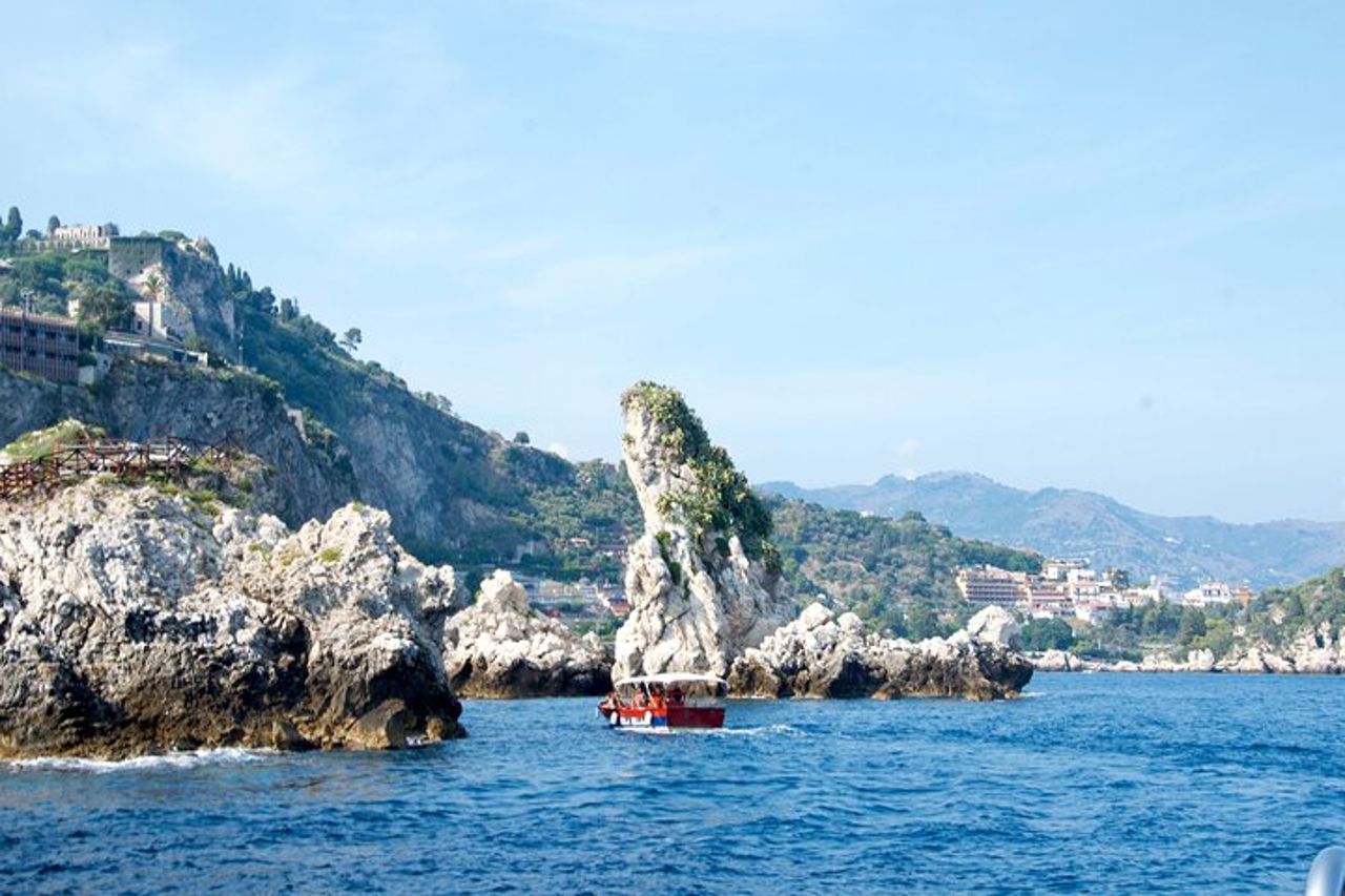 Tour alla Baia di Taormina, Isola Bella e Naxos — 8