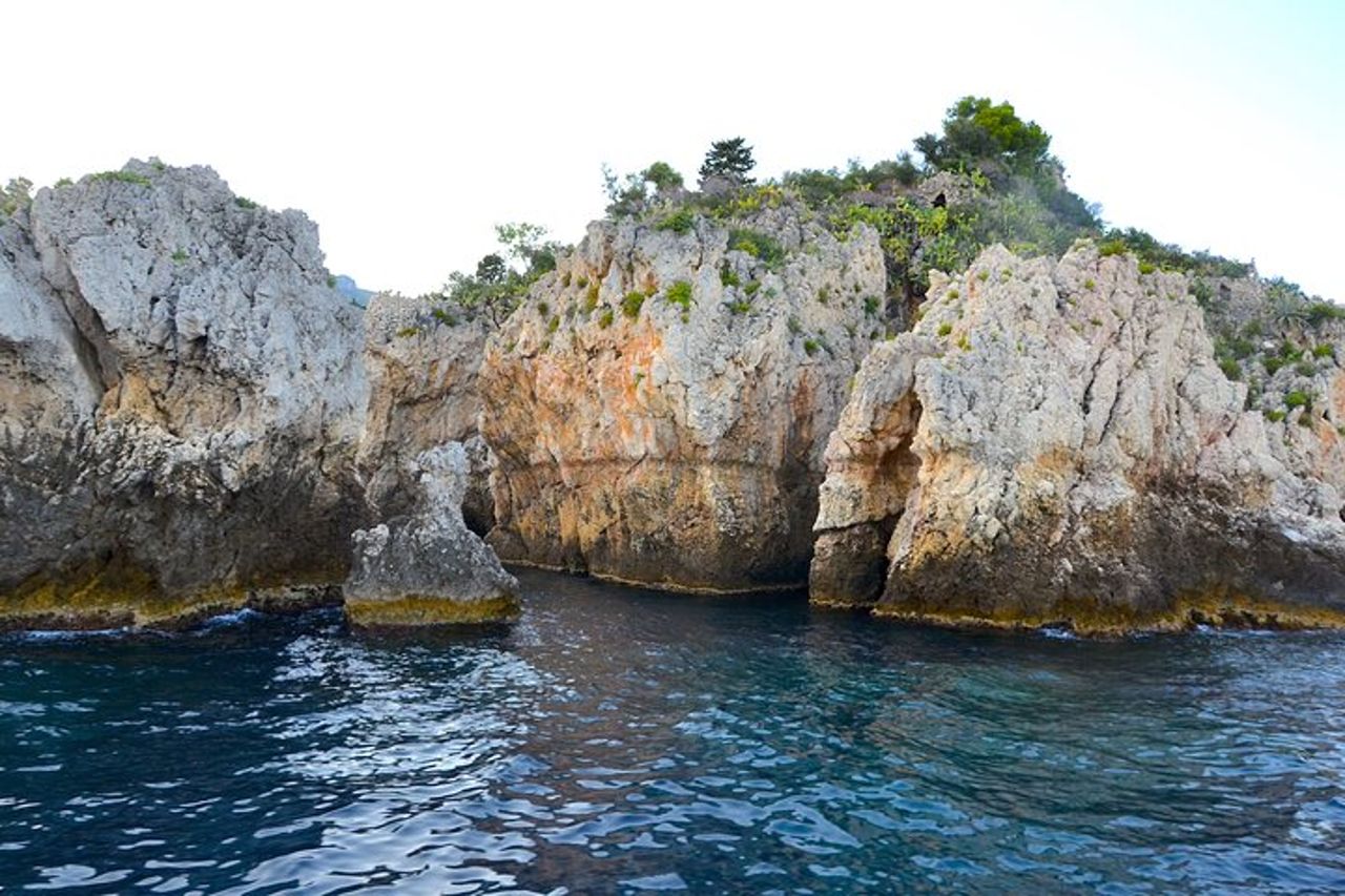 Tour in barca Taormina e Isola Bella: con Snorkeling e Aperitivo — 3