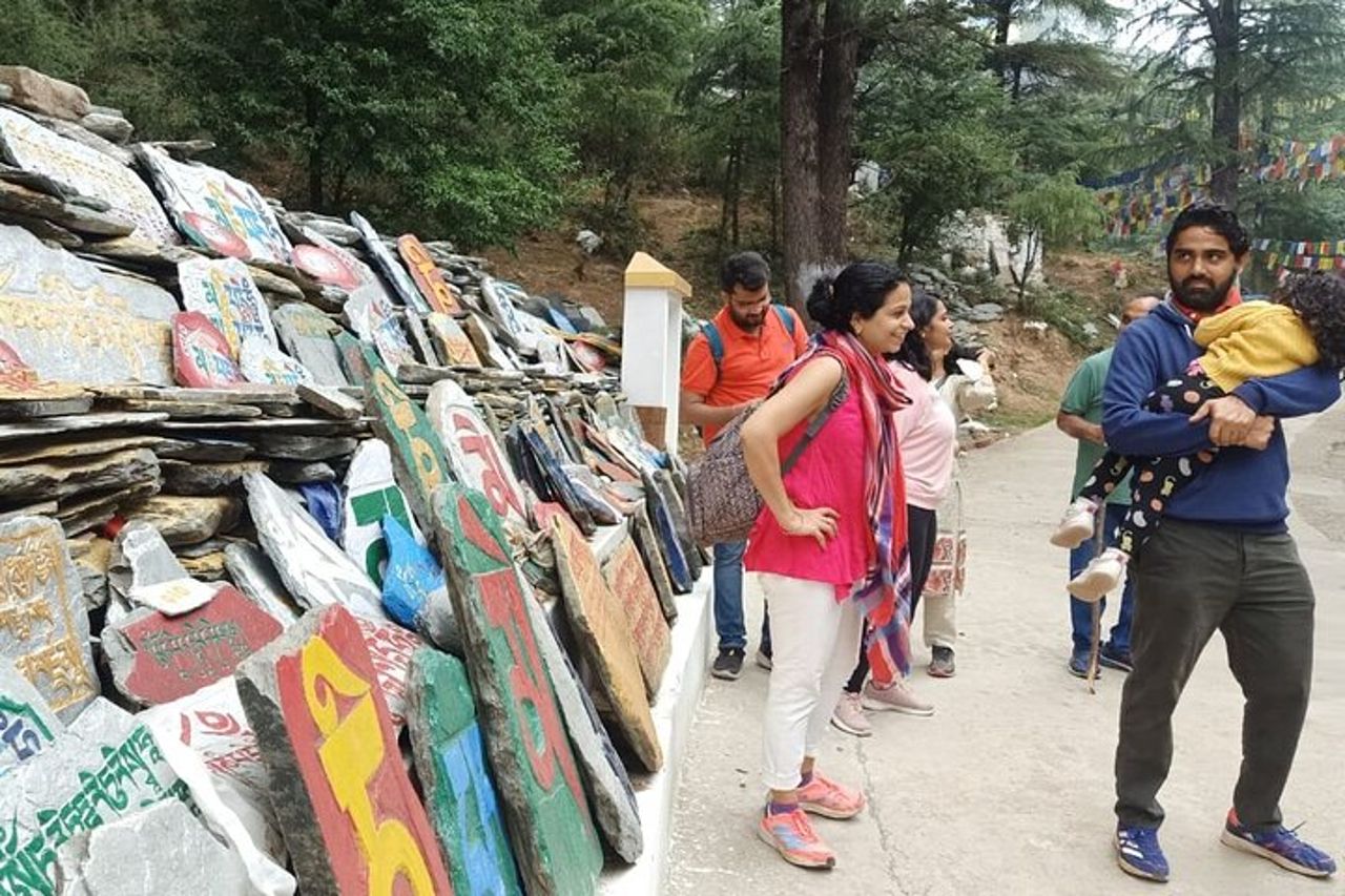 Circuito guidato di Kora e tour a piedi intorno a McLeod Ganj — 4